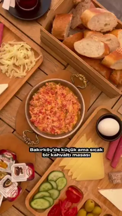 Kahvaltı masası